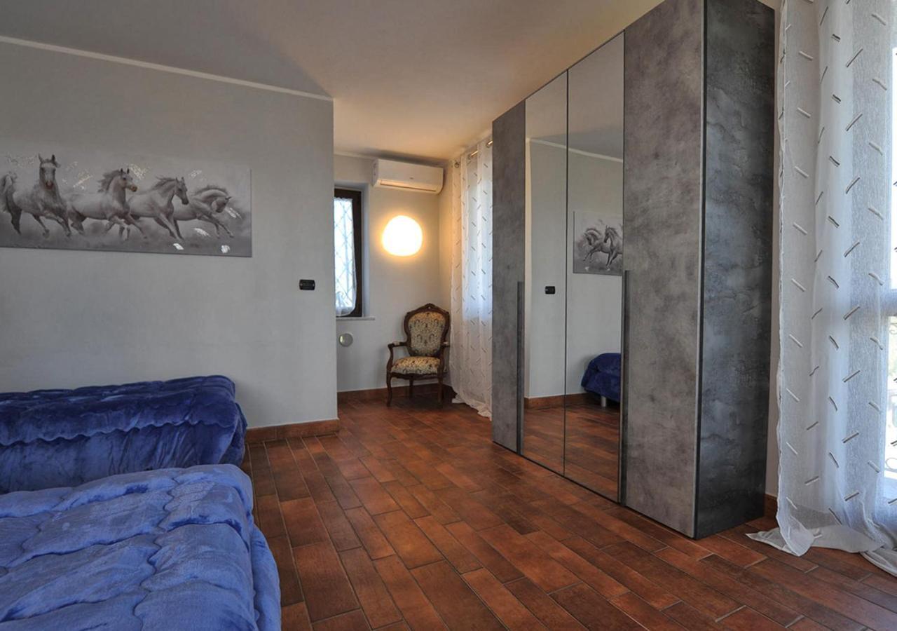 B&B Acacia Rosa Guarene Exterior photo